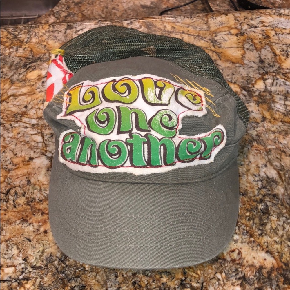 Fresh Karma hat